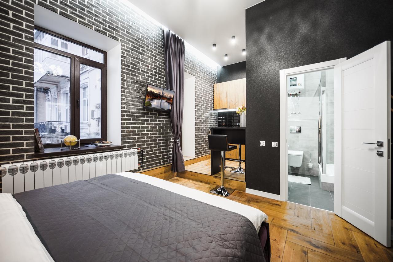 Pushkinskaya Apartments Kyiv Exterior photo